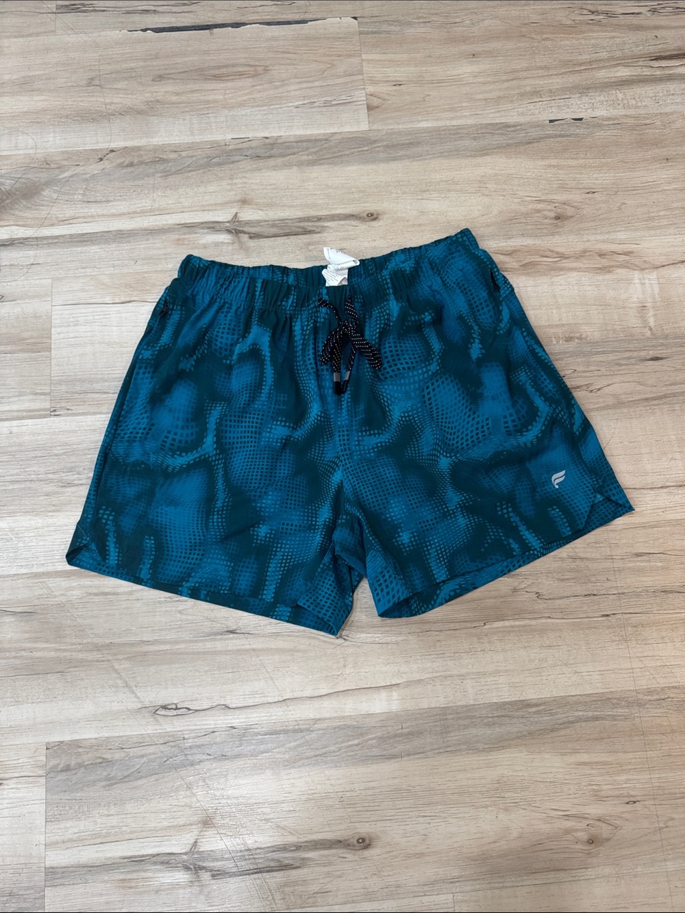 Mens Fabletics 5 inch The One Short Unlined sz. L